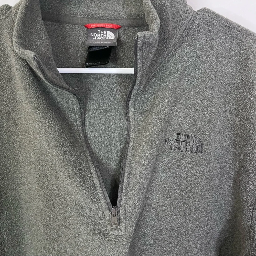 NORTH FACE Men’s Polartec Gray Quarter Zip Fleece Pullover Sweater Small